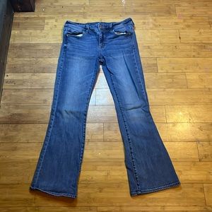 Like new light blue jeans